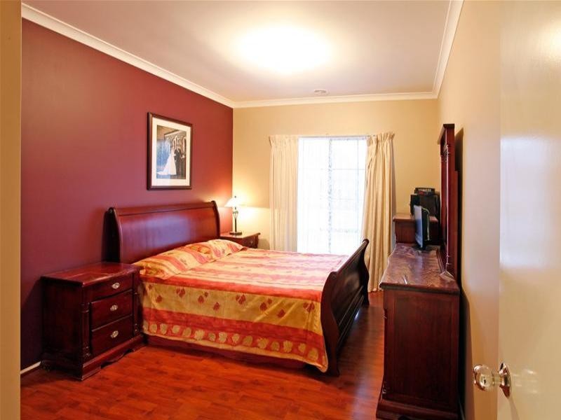 1 Middle Court, Thomastown VIC 3074