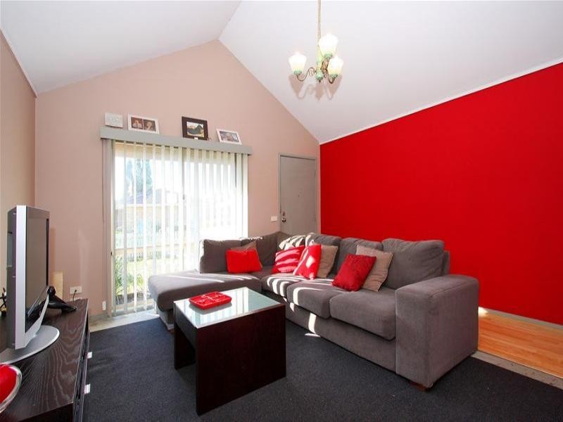 24 Benjamin Close, Bundoora VIC 3083