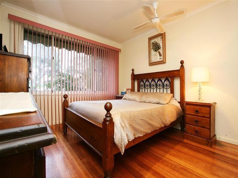 2 Canberra Grove, Lalor VIC 3075