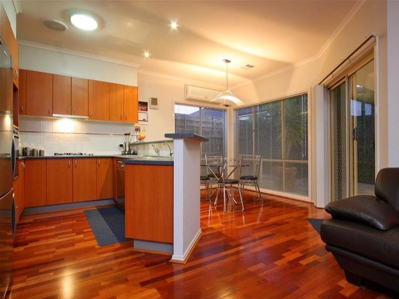 24 Mat Rush Avenue, Bundoora VIC 3083