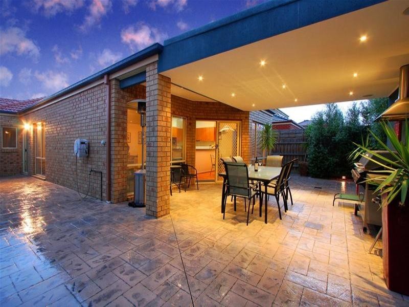 24 Mat Rush Avenue, Bundoora VIC 3083