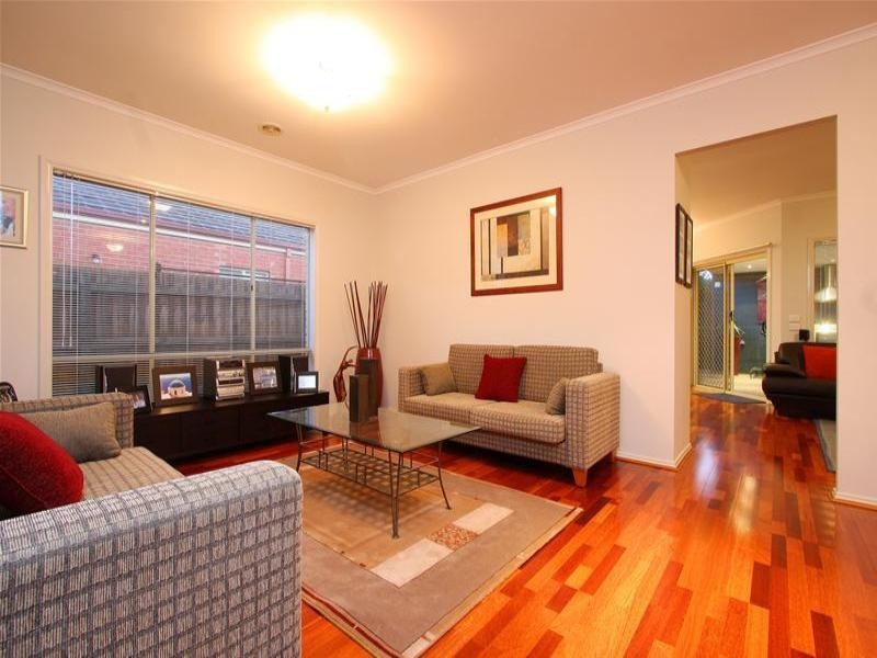 24 Mat Rush Avenue, Bundoora VIC 3083