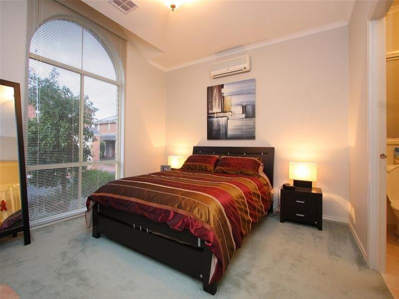 24 Mat Rush Avenue, Bundoora VIC 3083