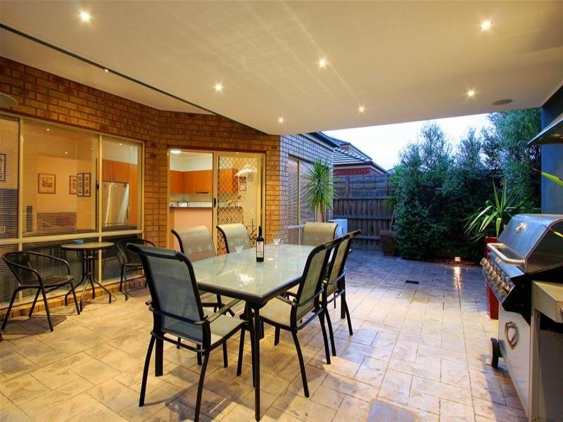 24 Mat Rush Avenue, Bundoora VIC 3083