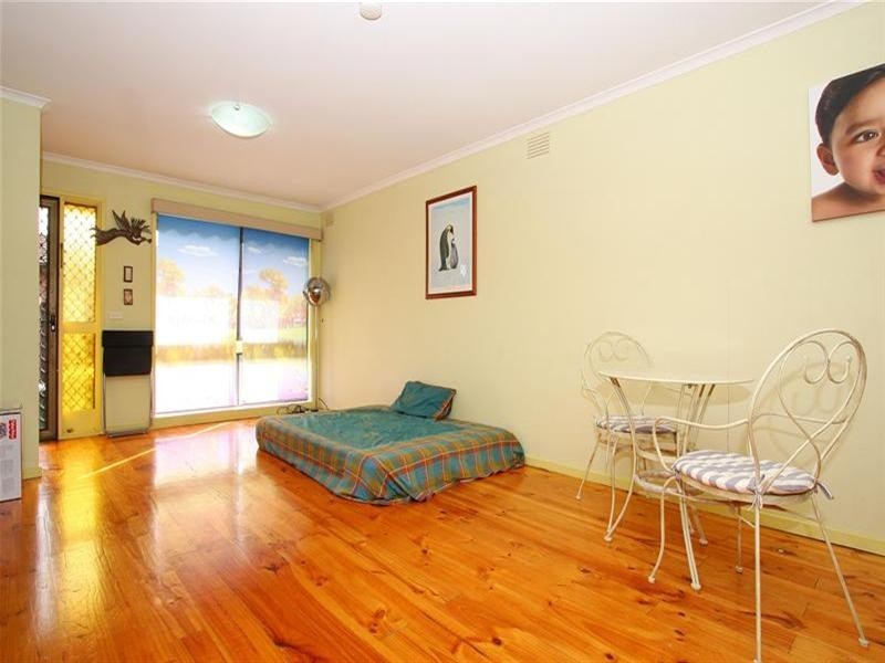 2/1035 Plenty Road, Kingsbury VIC 3083