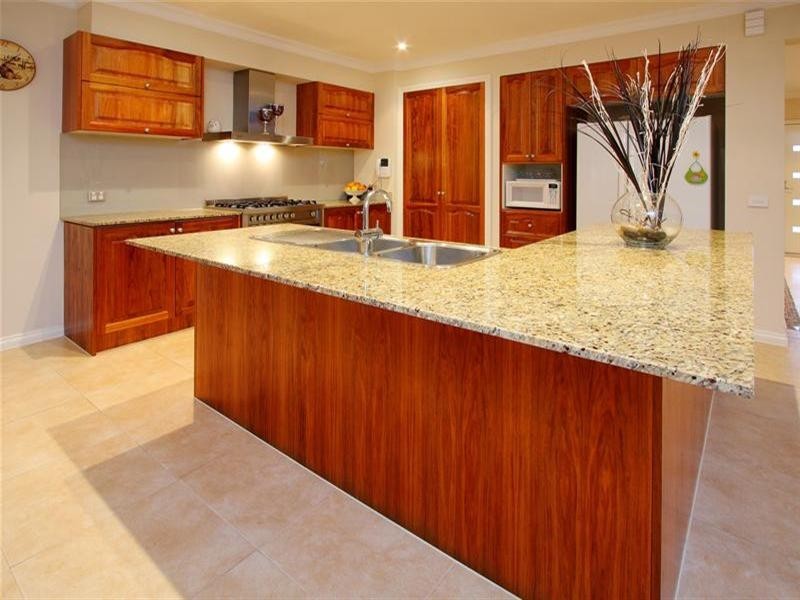 36 Lynch Avenue, Bundoora VIC 3083