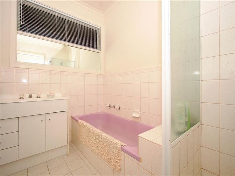 5 Darren Avenue, Bundoora VIC 3083