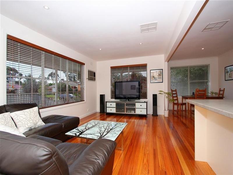 5 Darren Avenue, Bundoora VIC 3083