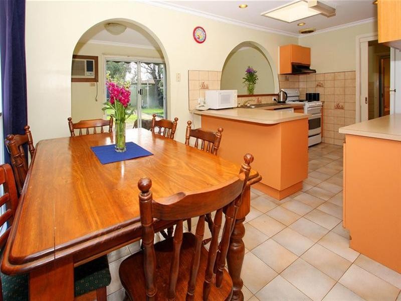 163 Cameron Parade, Watsonia North VIC 3087