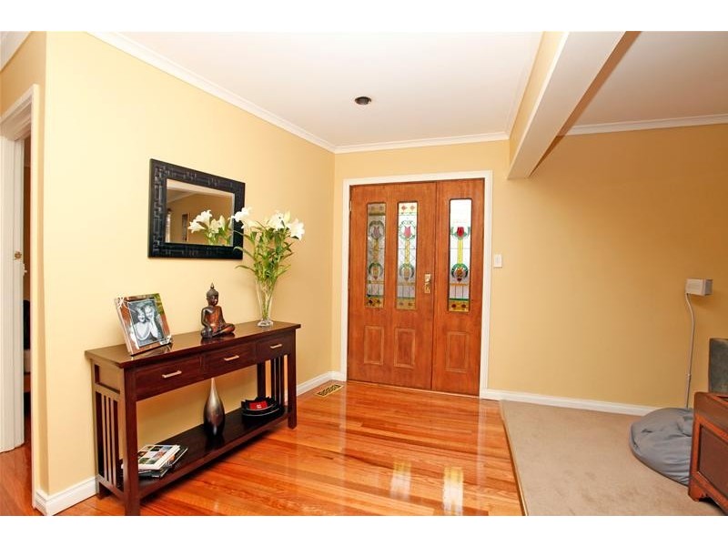 124 Holt Parade, Bundoora VIC 3083