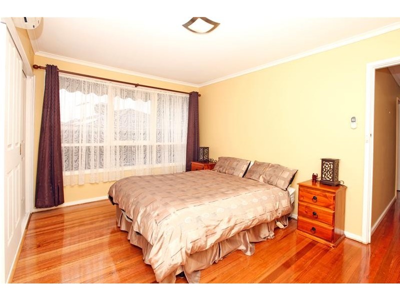 124 Holt Parade, Bundoora VIC 3083
