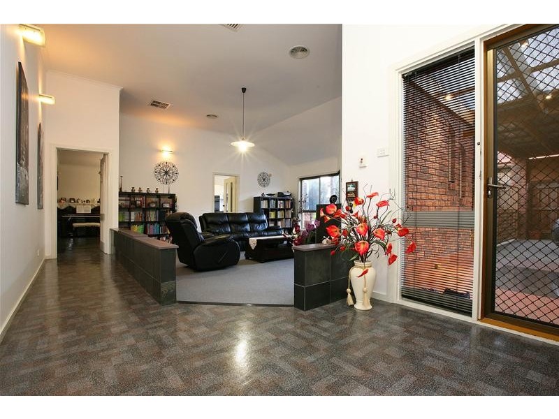 43 Arthur Phillip Way, Mill Park VIC 3082