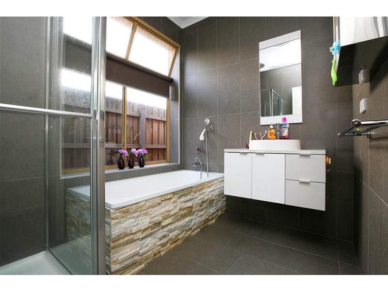 43 Arthur Phillip Way, Mill Park VIC 3082