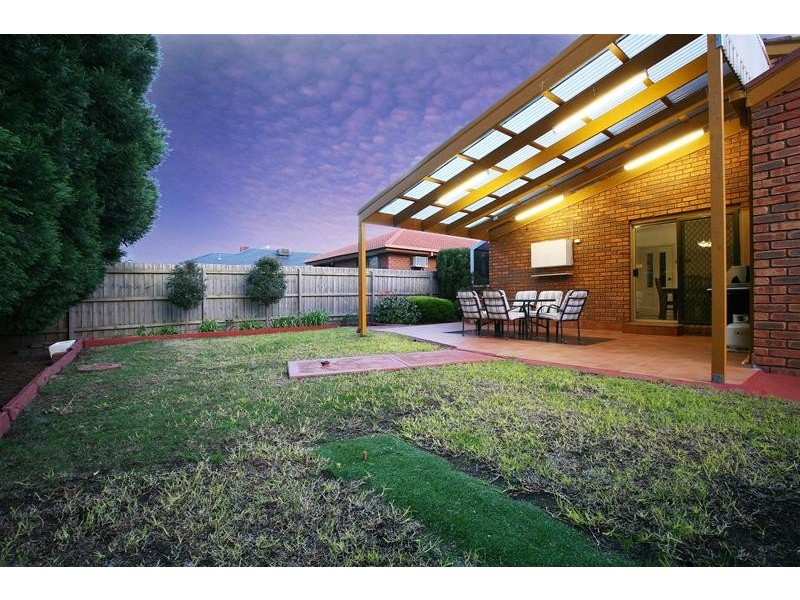 43 Arthur Phillip Way, Mill Park VIC 3082