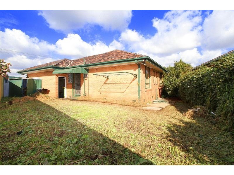 2 Green Avenue, Kingsbury VIC 3083