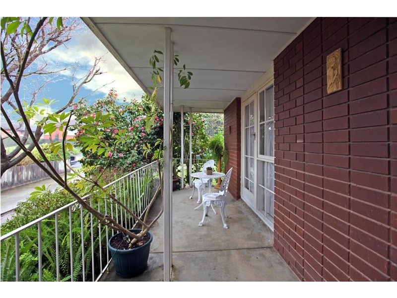 18 Champion Crescent, Bundoora VIC 3083