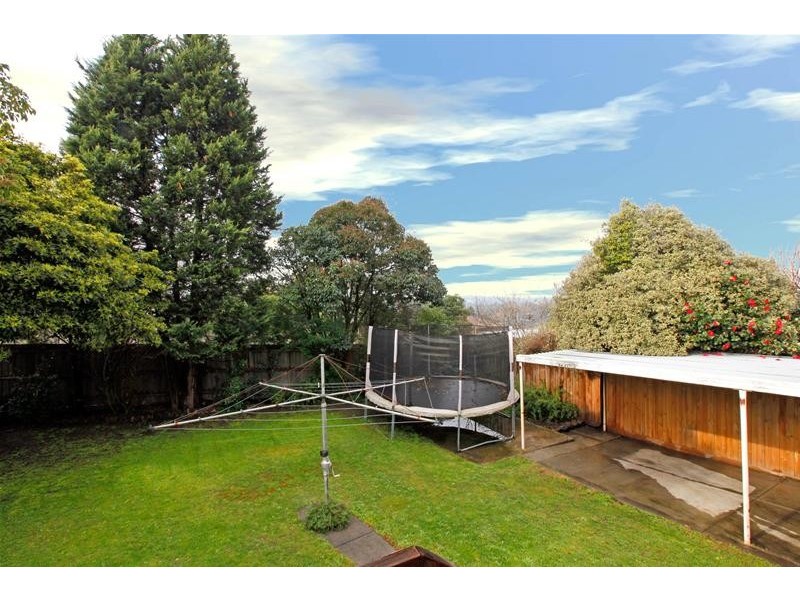 18 Champion Crescent, Bundoora VIC 3083