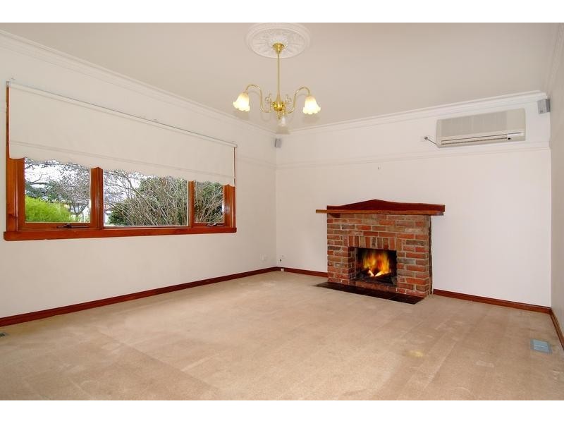 11 Macmeikan Street, Whittlesea VIC 3757