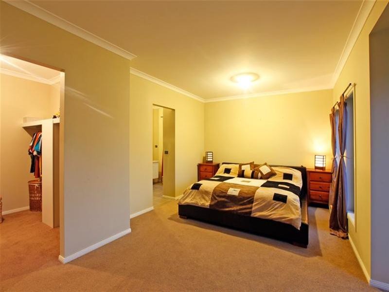 32 Powlett Street, Mernda VIC 3754