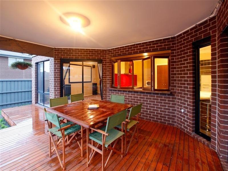 32 Powlett Street, Mernda VIC 3754