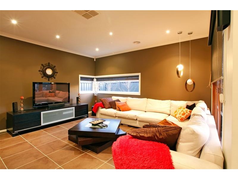 19 Greig Drive, Mernda VIC 3754