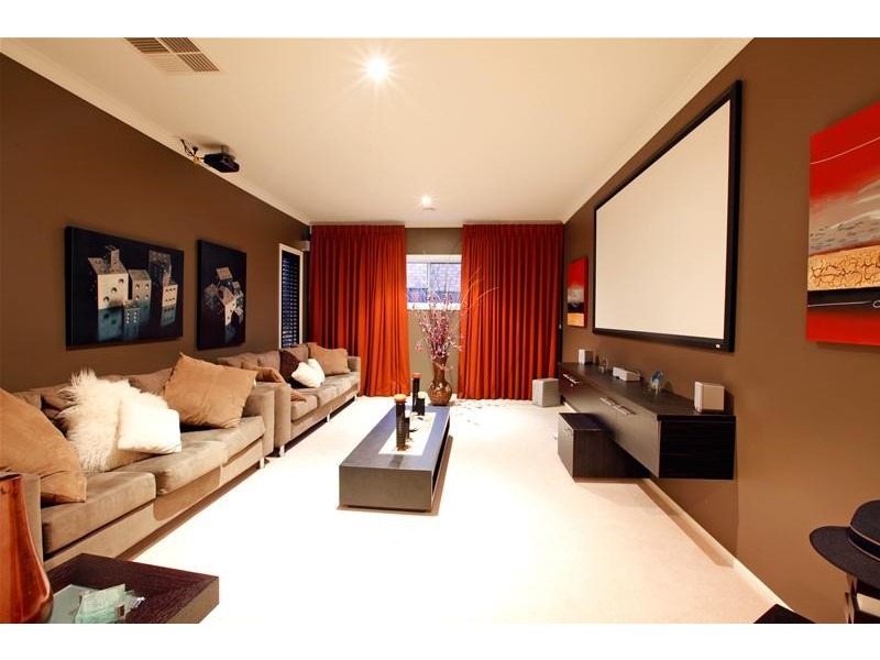 19 Greig Drive, Mernda VIC 3754