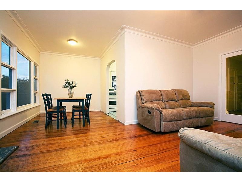 30 Curtis Avenue, Watsonia VIC 3087