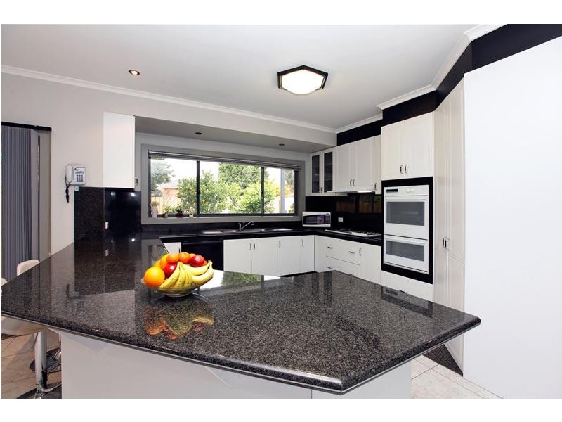 9 Nathan Court, Bundoora VIC 3083