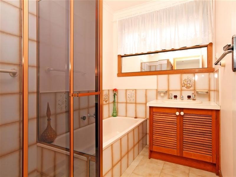 24 Marshall Drive, Mill Park VIC 3082