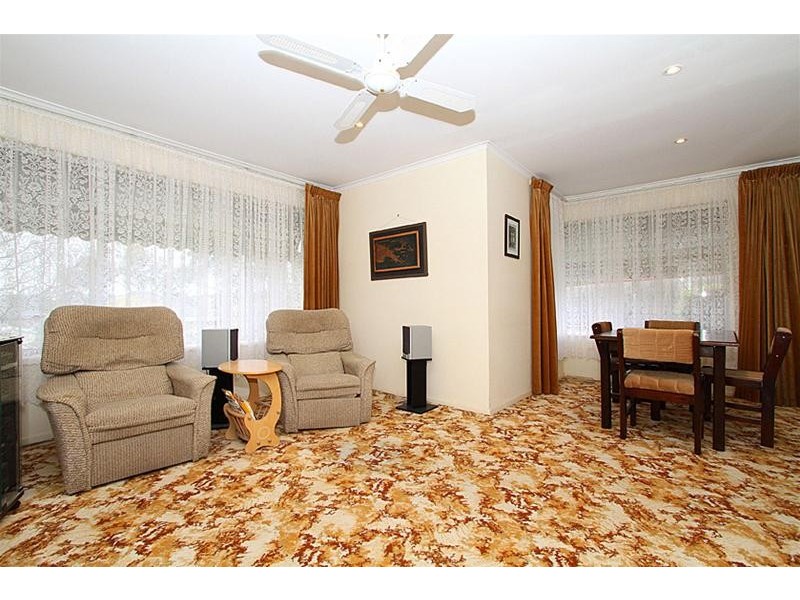 39 Lea Crescent, Bundoora VIC 3083