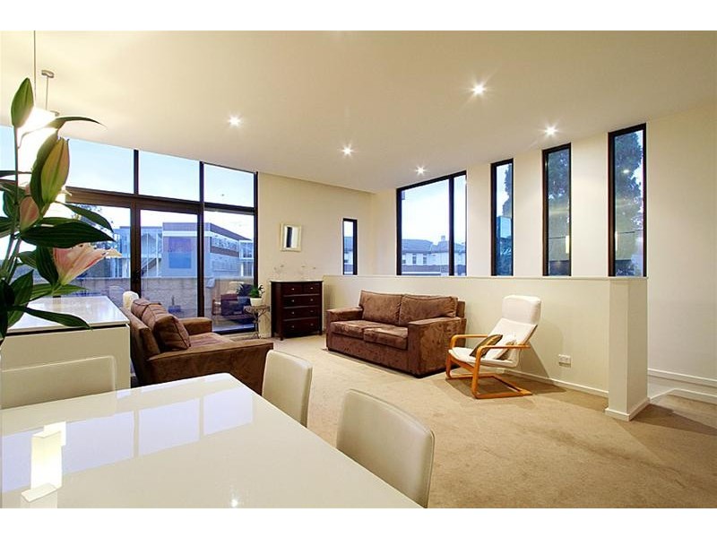 18/125 Main Drive, Macleod VIC 3085