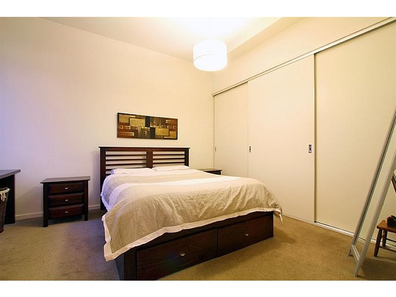 18/125 Main Drive, Macleod VIC 3085