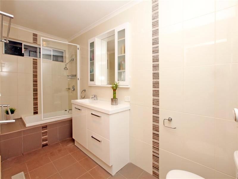 27 Carolyn Crescent, Bundoora VIC 3083