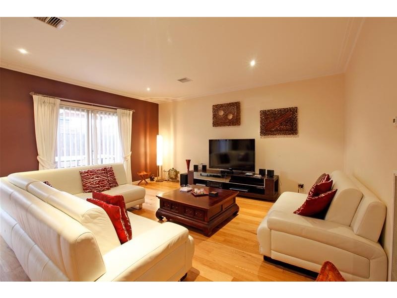 163 The Lakes Boulevard, South Morang VIC 3752