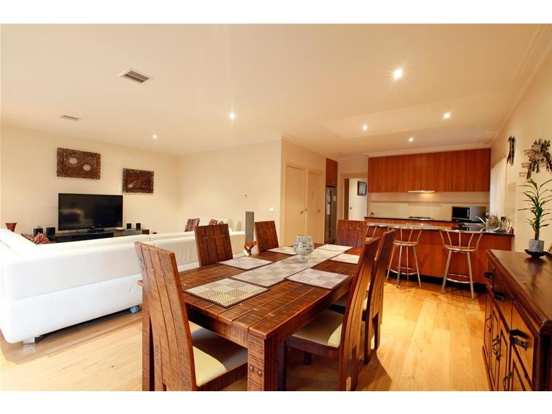 163 The Lakes Boulevard, South Morang VIC 3752