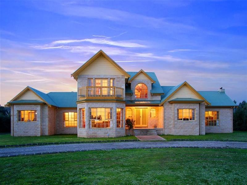 4 Thomson Park Drive, Whittlesea VIC 3757