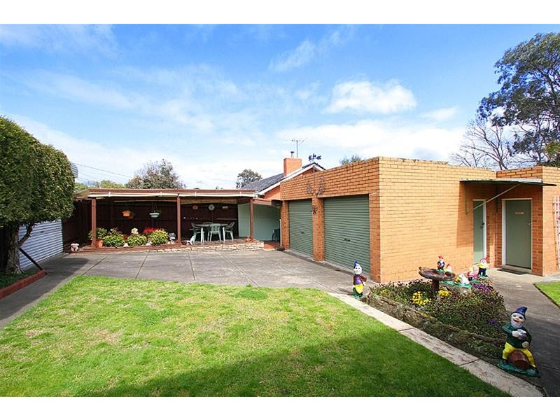 280 Greenwood Drive, Watsonia VIC 3087