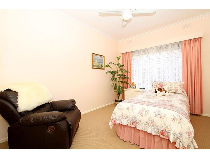 280 Greenwood Drive, Watsonia VIC 3087