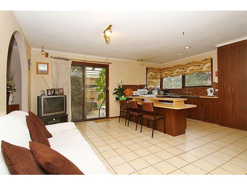 95 Cabernet Crescent, Bundoora VIC 3083