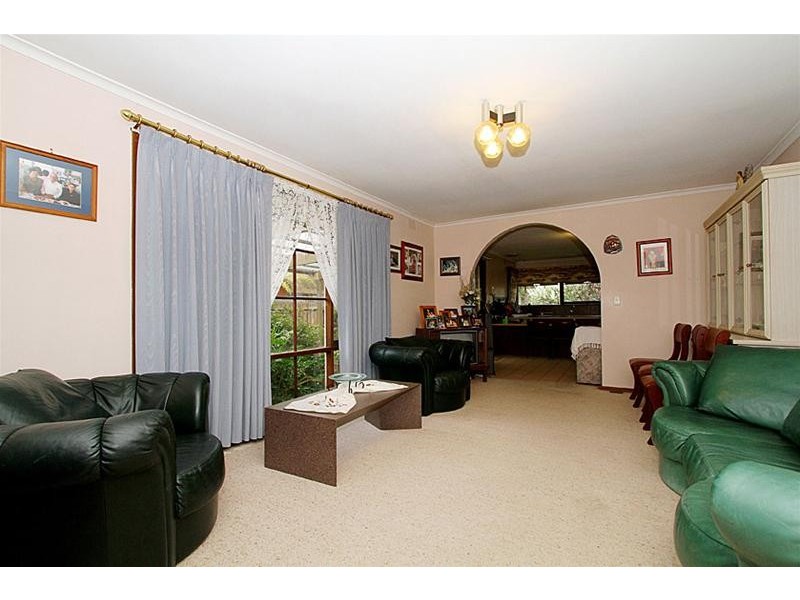 95 Cabernet Crescent, Bundoora VIC 3083