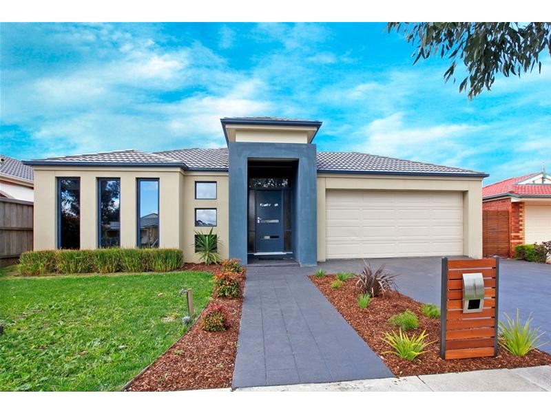12 Red Oaks Way, South Morang VIC 3752