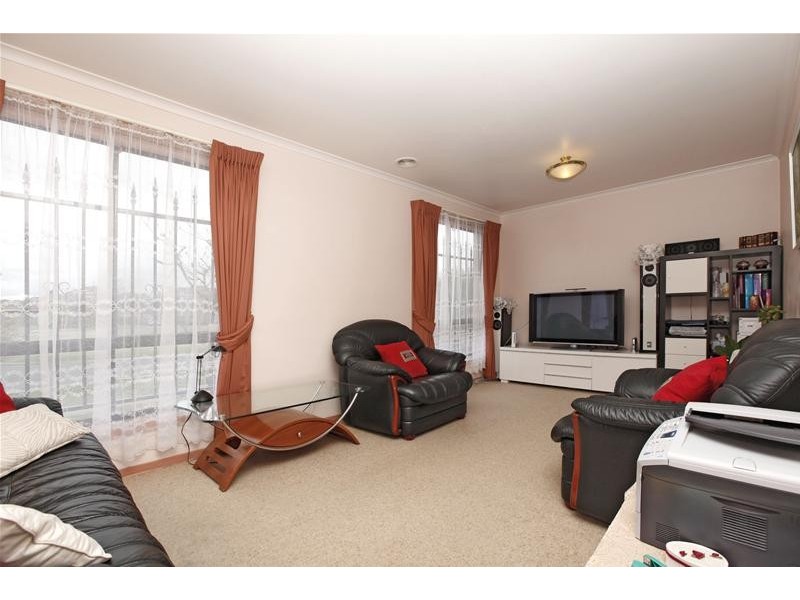 7 Parkhaven Avenue, Kingsbury VIC 3083