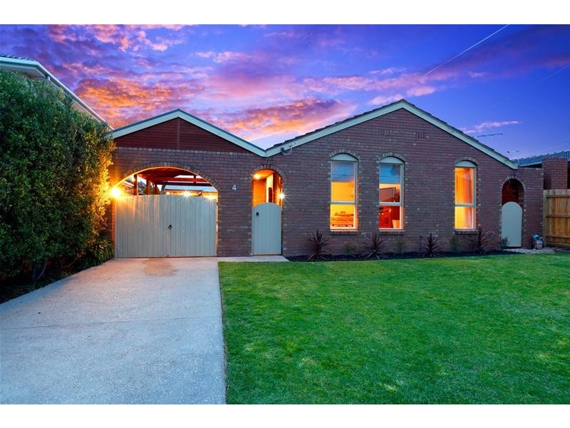 4 Merlewood Court, Bundoora VIC 3083