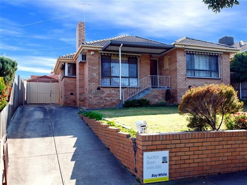70 Green Avenue, Kingsbury VIC 3083