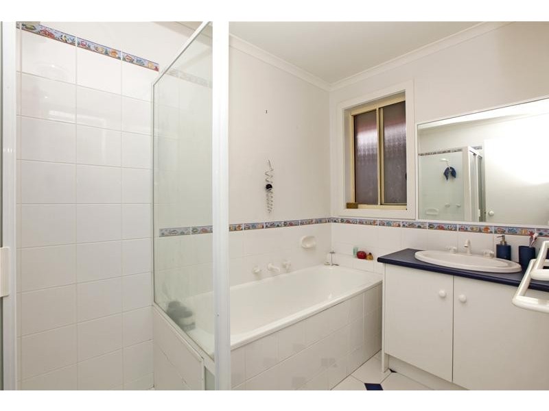 21 Parkhaven Avenue, Kingsbury VIC 3083