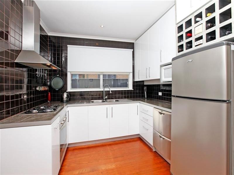 21 Shannon Crescent, Watsonia VIC 3087