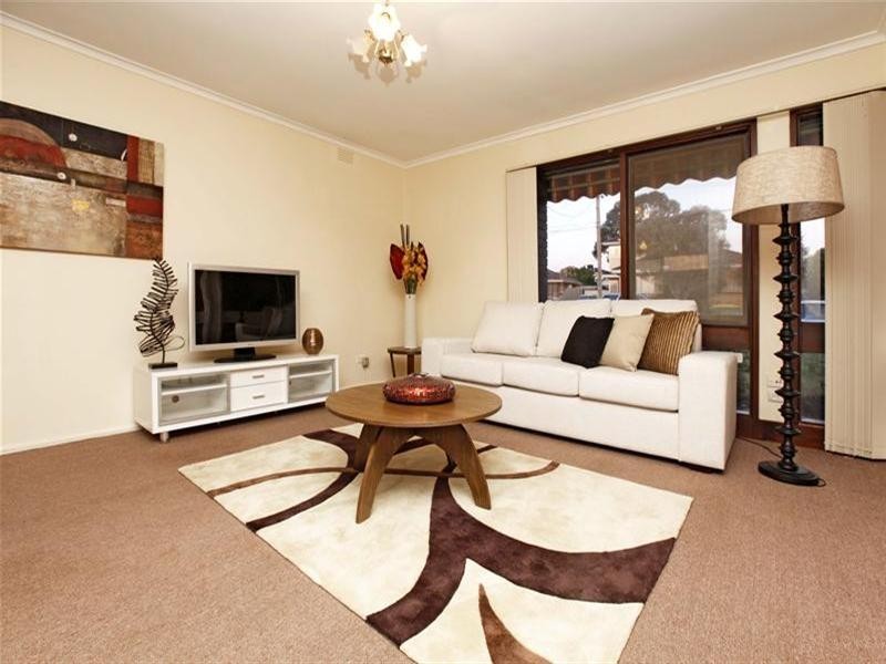 35 Windsor Crescent, Bundoora VIC 3083