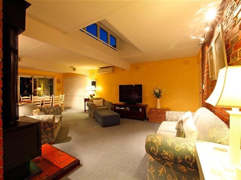 10 Shelley Avenue, Bundoora VIC 3083