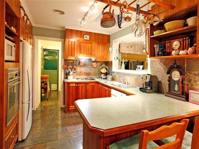 10 Shelley Avenue, Bundoora VIC 3083