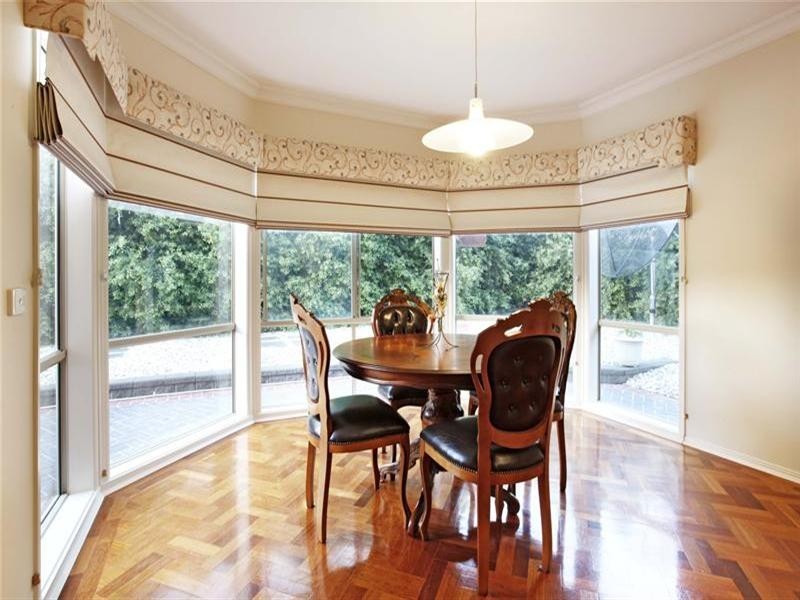 10 Zelkova Terrace, Bundoora VIC 3083